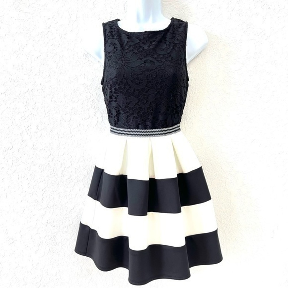 Speechless black lace top fit & flare dress w/ color block black ivory skirt XS